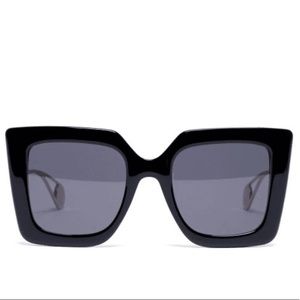 AUTHENTIC Gucci Square Black Sunglasses